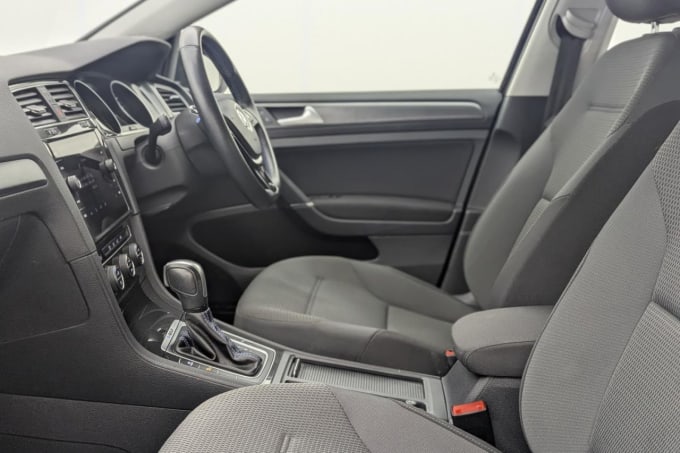 2025 Volkswagen E-golf