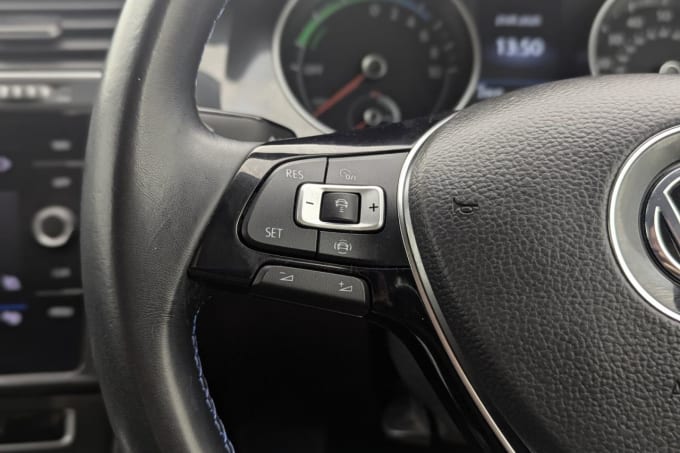 2025 Volkswagen E-golf