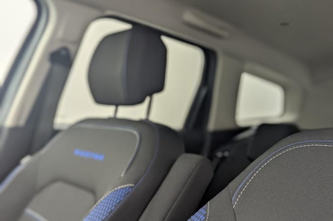 2025 Dacia Duster