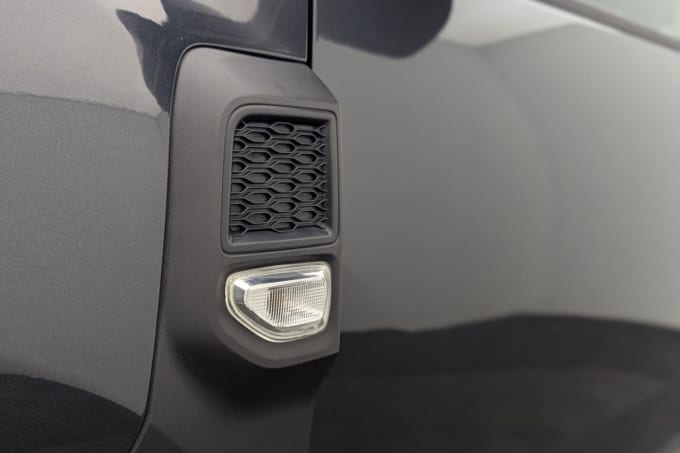 2025 Dacia Duster