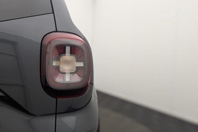 2025 Dacia Duster