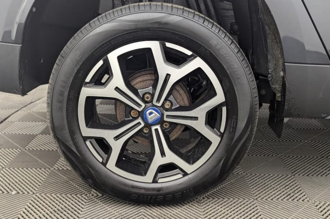 2025 Dacia Duster