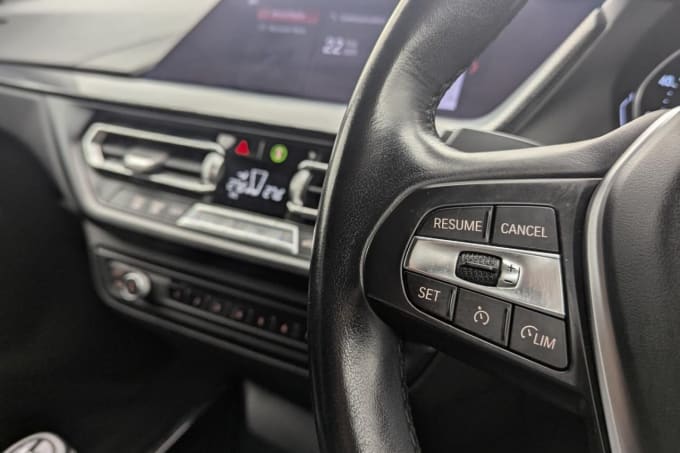 2025 BMW 1 Series