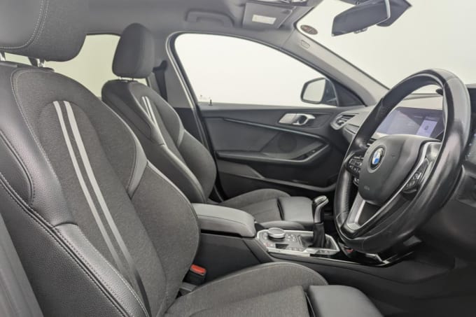 2025 BMW 1 Series