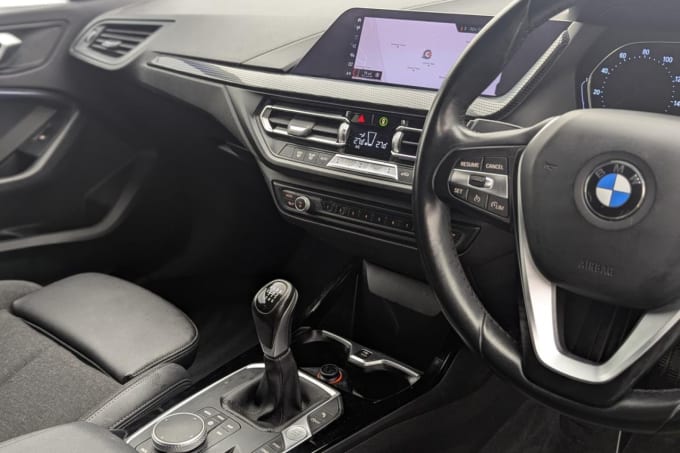 2025 BMW 1 Series