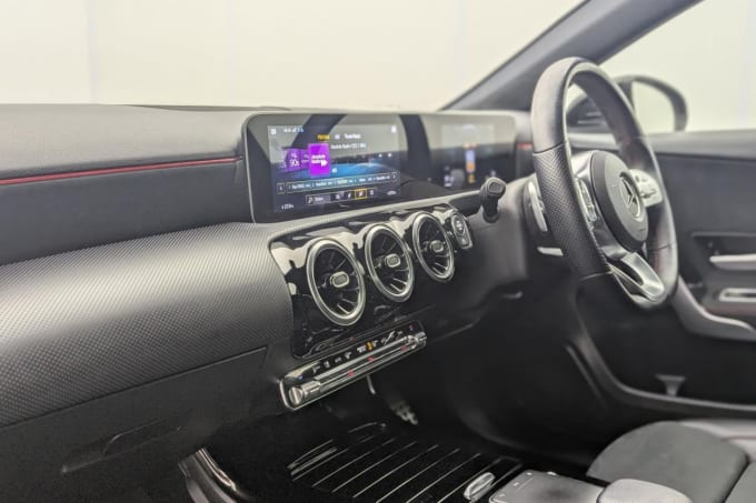 2025 Mercedes-benz A-class