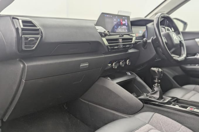 2025 Citroen C4