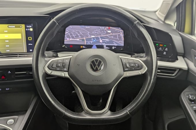 2025 Volkswagen Golf