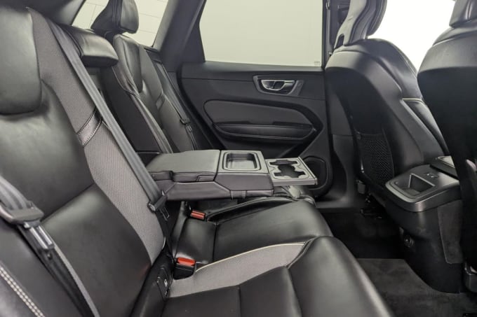 2025 Volvo Xc60