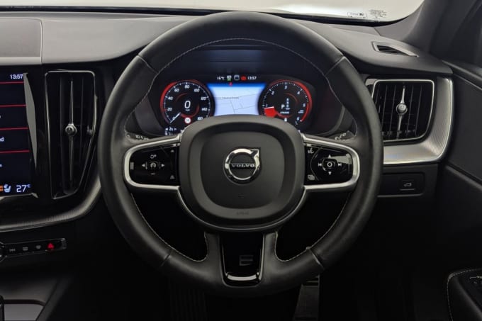 2025 Volvo Xc60