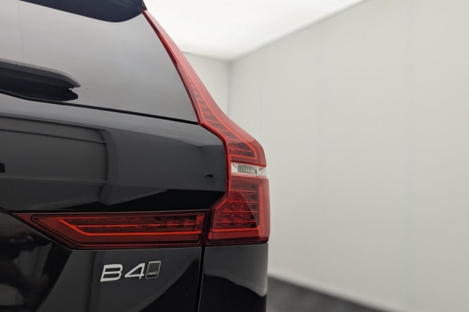 2025 Volvo Xc60