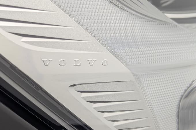 2025 Volvo Xc60