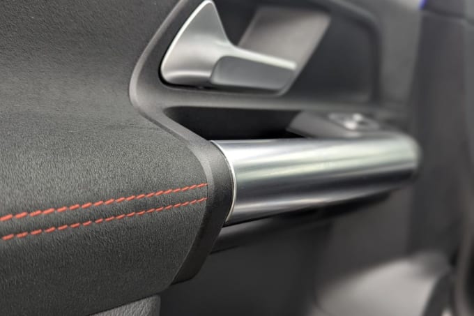 2025 Mercedes-benz Eqa