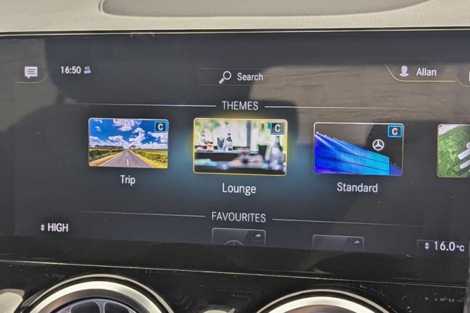 2025 Mercedes-benz Eqa