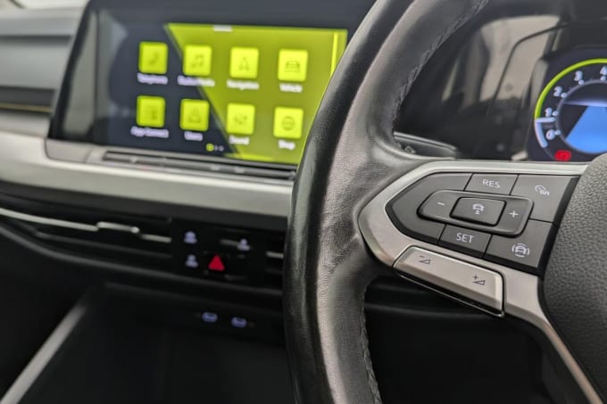2025 Volkswagen Golf