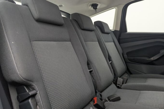 2025 Ford C-max