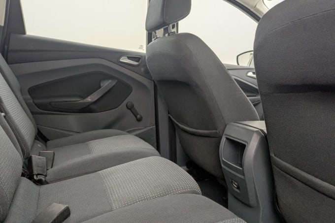 2025 Ford C-max