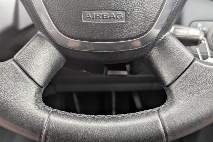 2025 Ford C-max