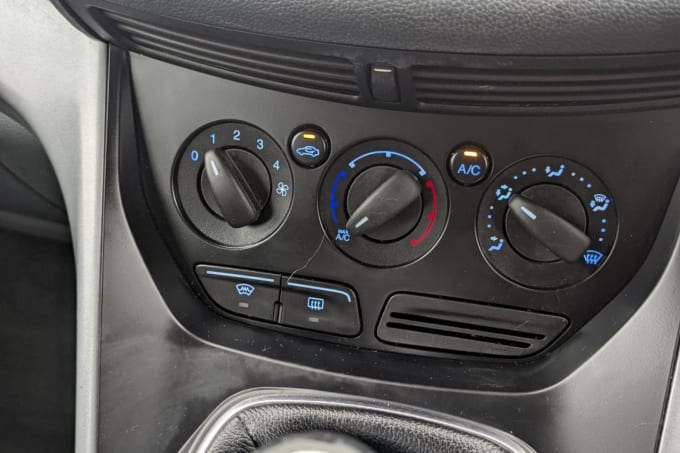 2025 Ford C-max