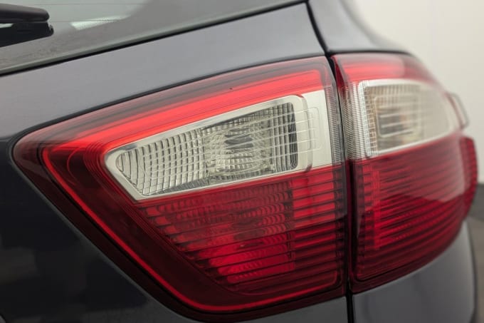 2025 Ford C-max