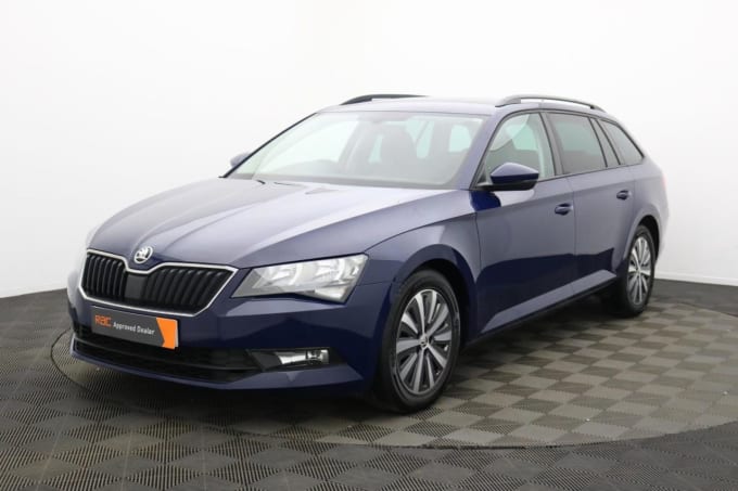 2025 Skoda Superb