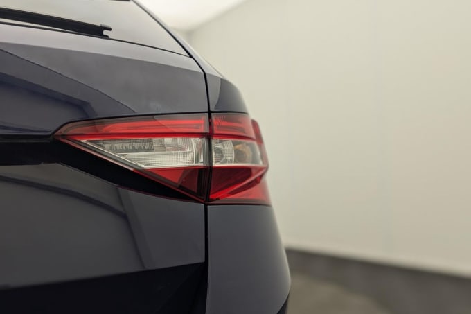 2025 Skoda Superb