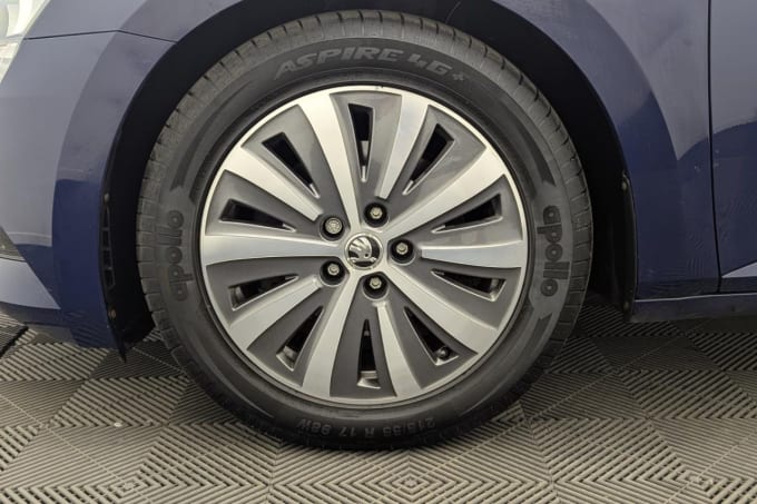 2025 Skoda Superb