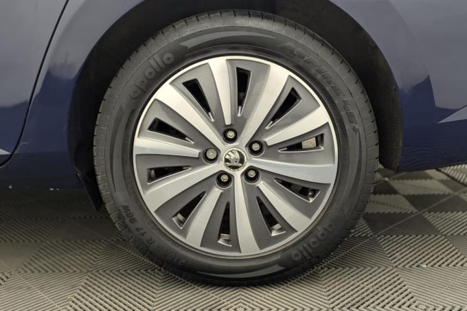 2025 Skoda Superb