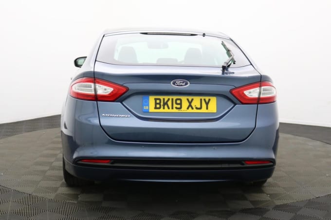 2025 Ford Mondeo