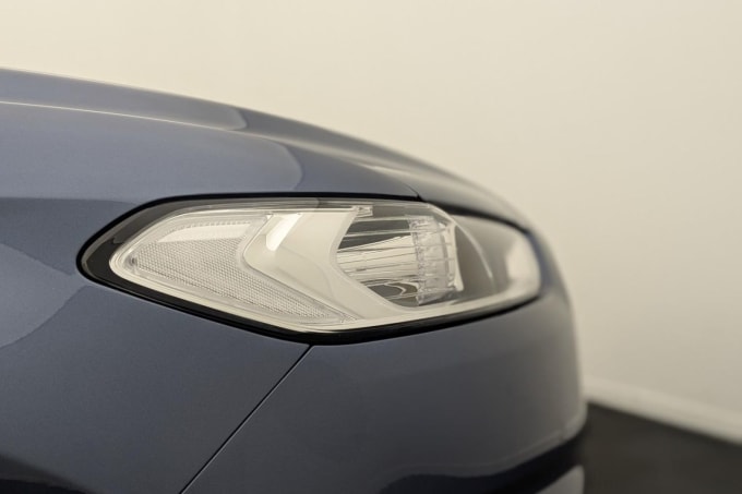 2025 Ford Mondeo