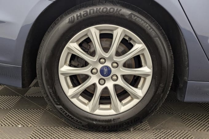 2025 Ford Mondeo