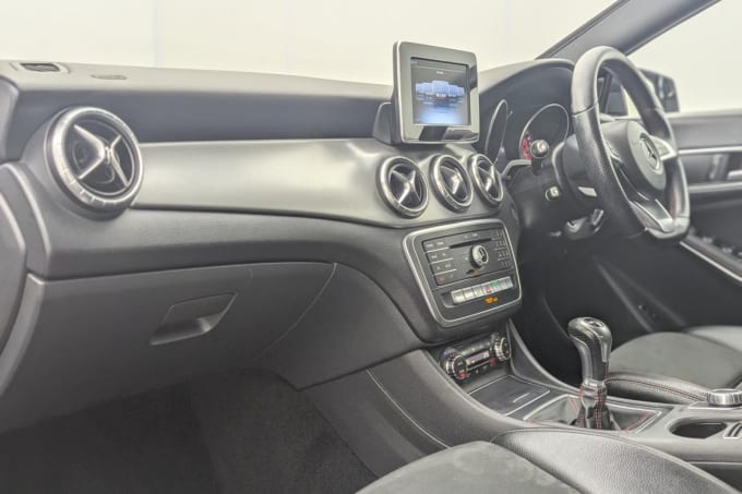 2025 Mercedes-benz Cla