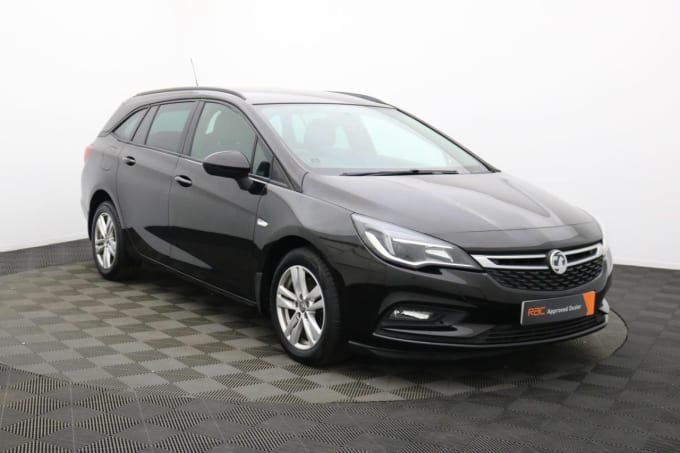 2025 Vauxhall Astra