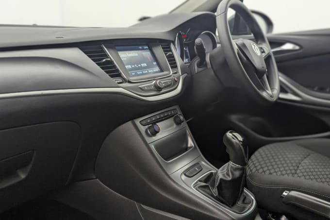 2025 Vauxhall Astra