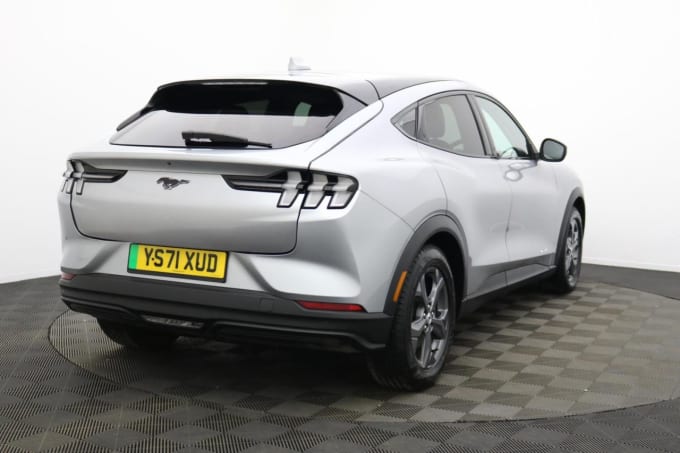 2025 Ford Mustang Mach-e