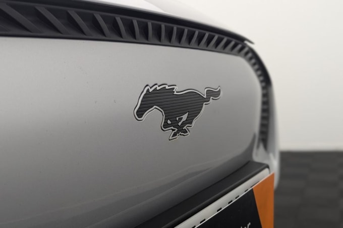 2025 Ford Mustang Mach-e