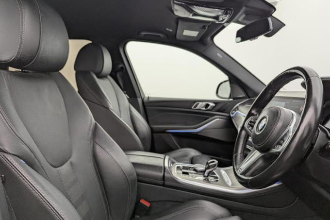 2025 BMW X5