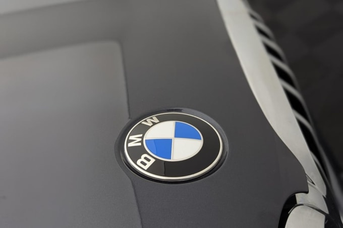 2025 BMW X5
