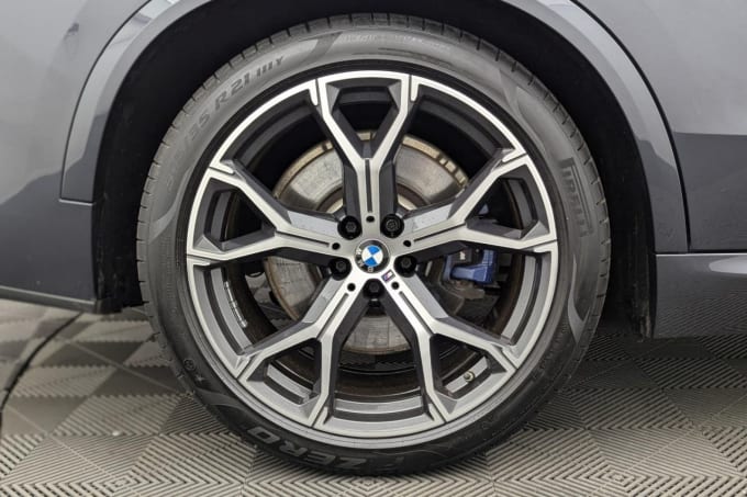 2025 BMW X5
