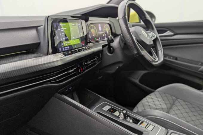 2025 Volkswagen Golf