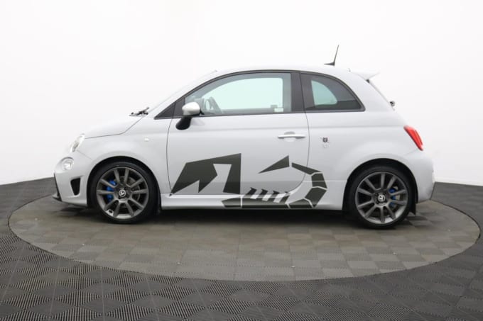 2025 Abarth 595