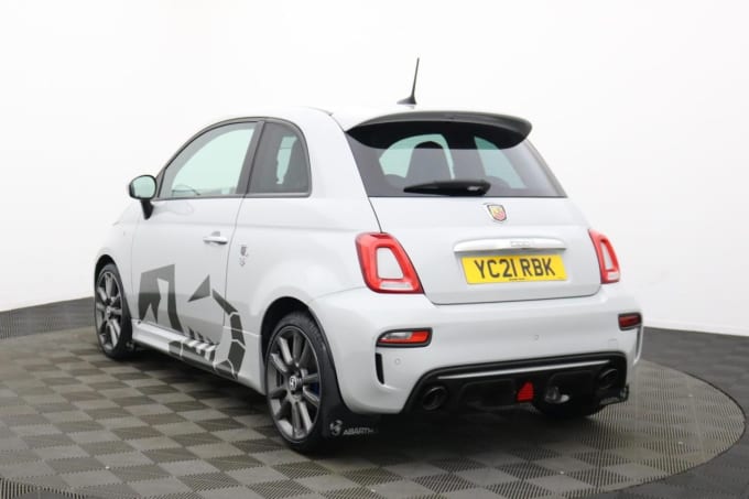 2025 Abarth 595