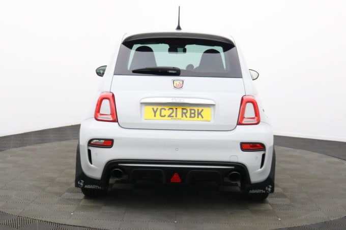2025 Abarth 595