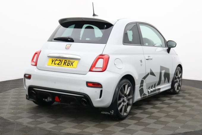 2025 Abarth 595
