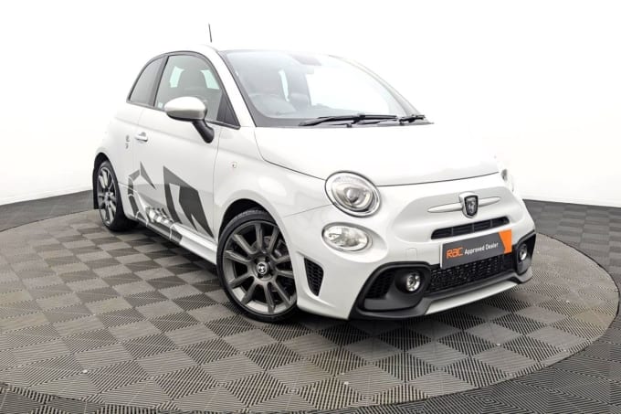 2025 Abarth 595