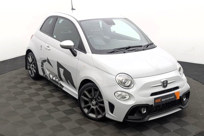 2025 Abarth 595