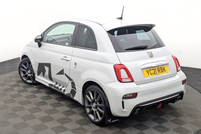2025 Abarth 595