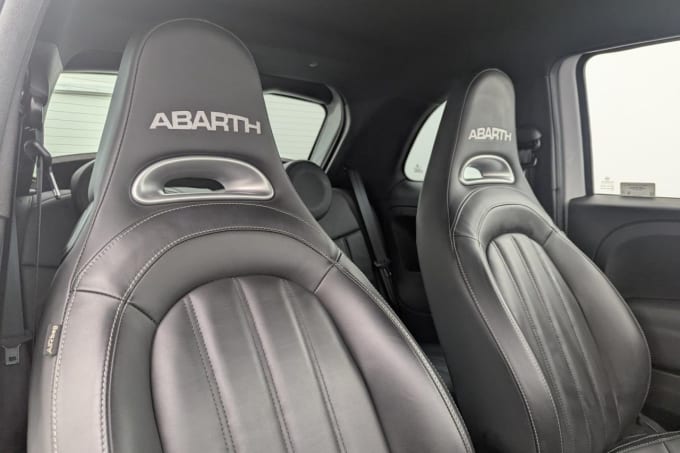 2025 Abarth 595