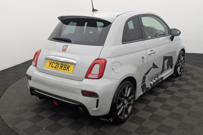 2025 Abarth 595