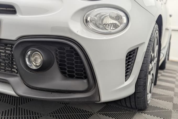 2025 Abarth 595